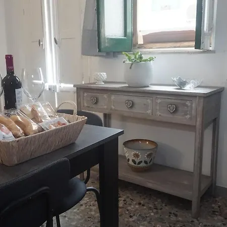 La Maestrina In Daire *