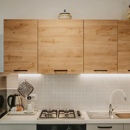 Daire La Maestrina In *